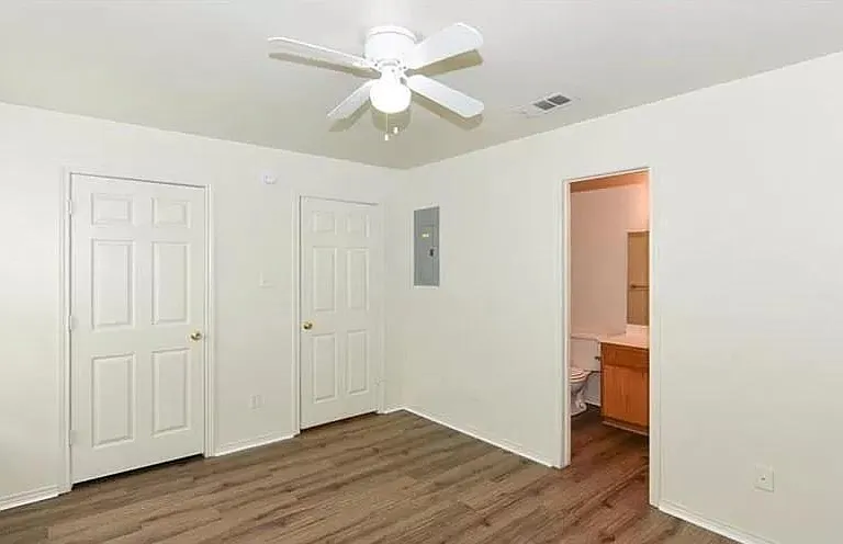 3309 Toledo Dr #D — Photo 7