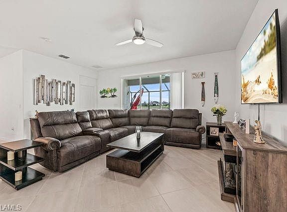 3rd image of 2524 Kona WAY