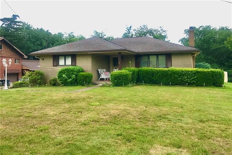 1st image of 214 Kuehn Dr