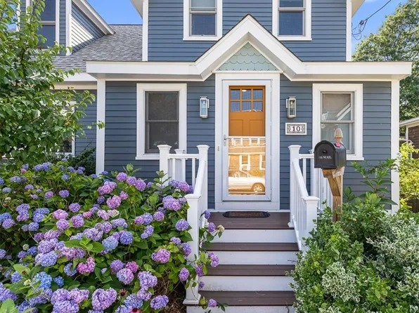 10 Blanding Ave, Barrington, RI 02806