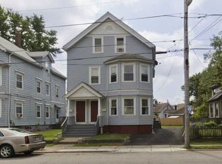 899 Roosevelt Ave, Pawtucket, RI 02860