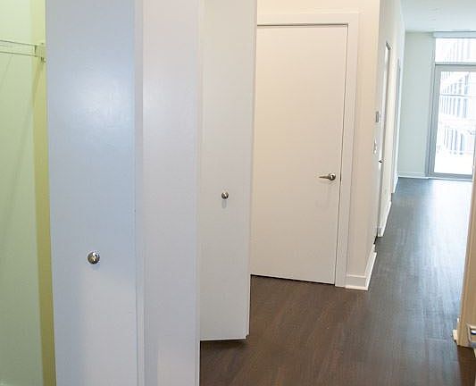 1222WMadison_2Br2Bath-3