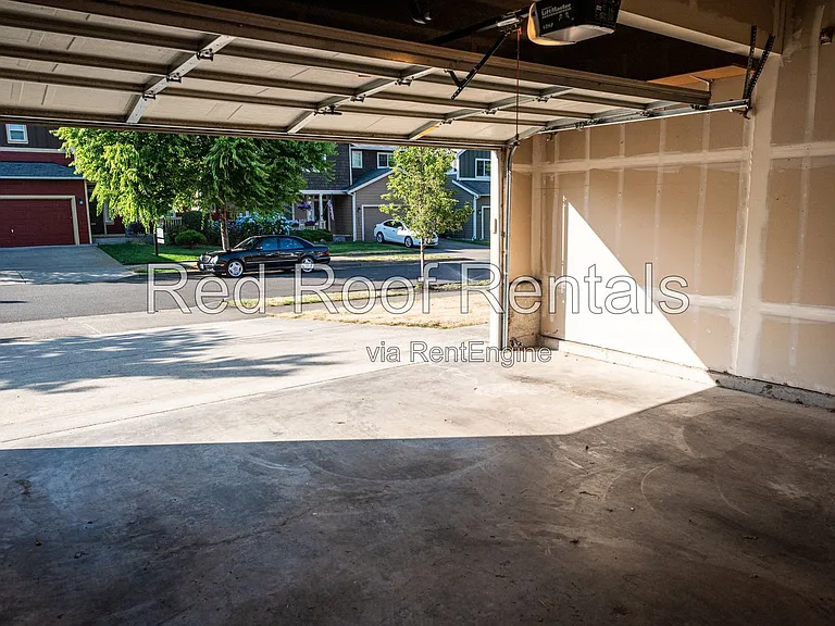 1441 Farina Loop SE — Photo 48