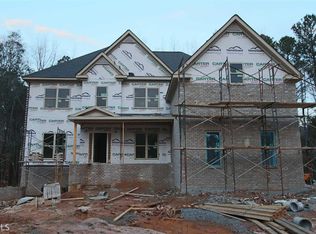 155 Trustin Lake Dr, Fayetteville, GA 30214
