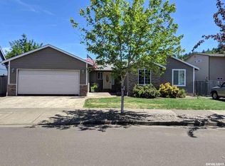 737 27th Ave, Sweet Home, OR 97386