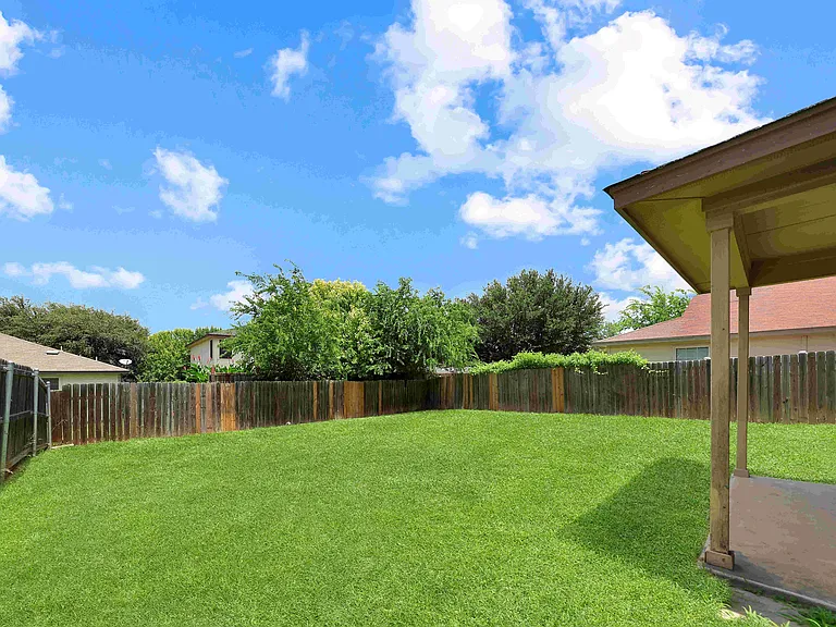 5013 Causeway Ct — Photo 28