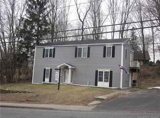 18 Old Colchester Rd, Quaker Hill, CT 06375