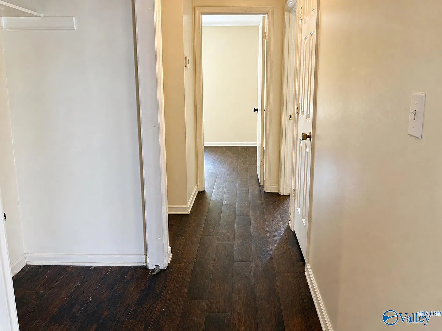 2 bed, 2.0 bath, 1000 sqft, $895 — Photo 4