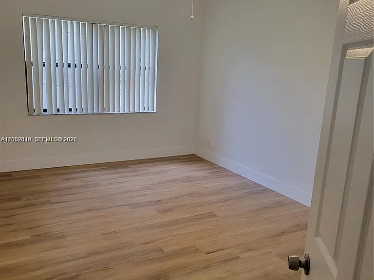 8290 Lake Dr #104 — Photo 8