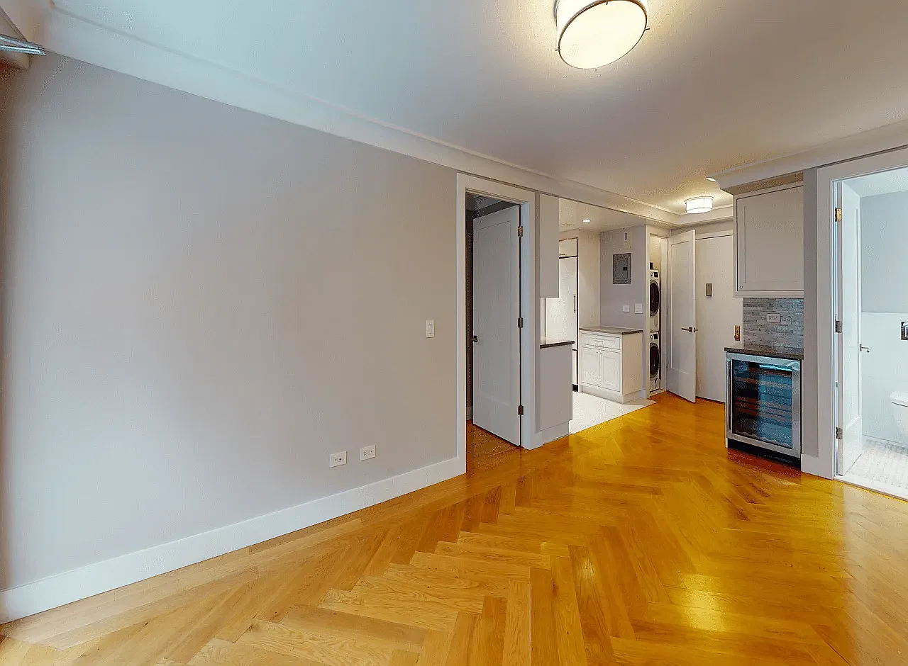 50 West 97th Street — Photo 2