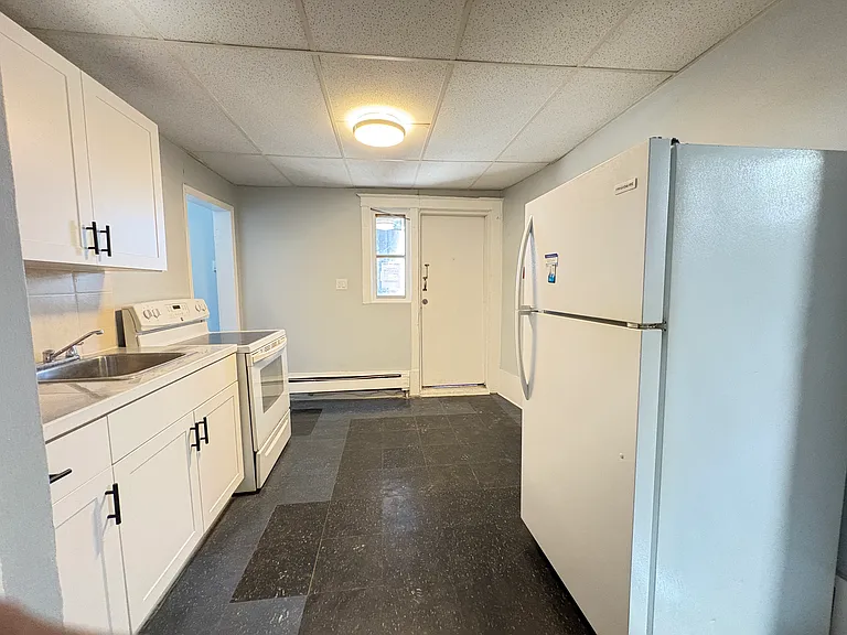 19 Westinghouse Ave #2 — Photo 7