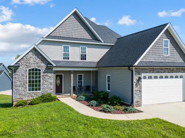1335 Autumn Run Dr, Forest, VA 24551