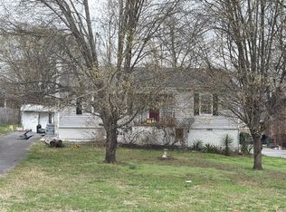 90 McAfee Rd, Rossville, GA 30741