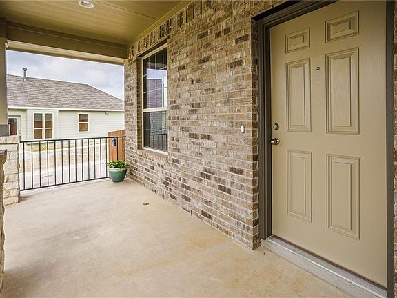 2nd image of 332 Canadian Springs Dr
