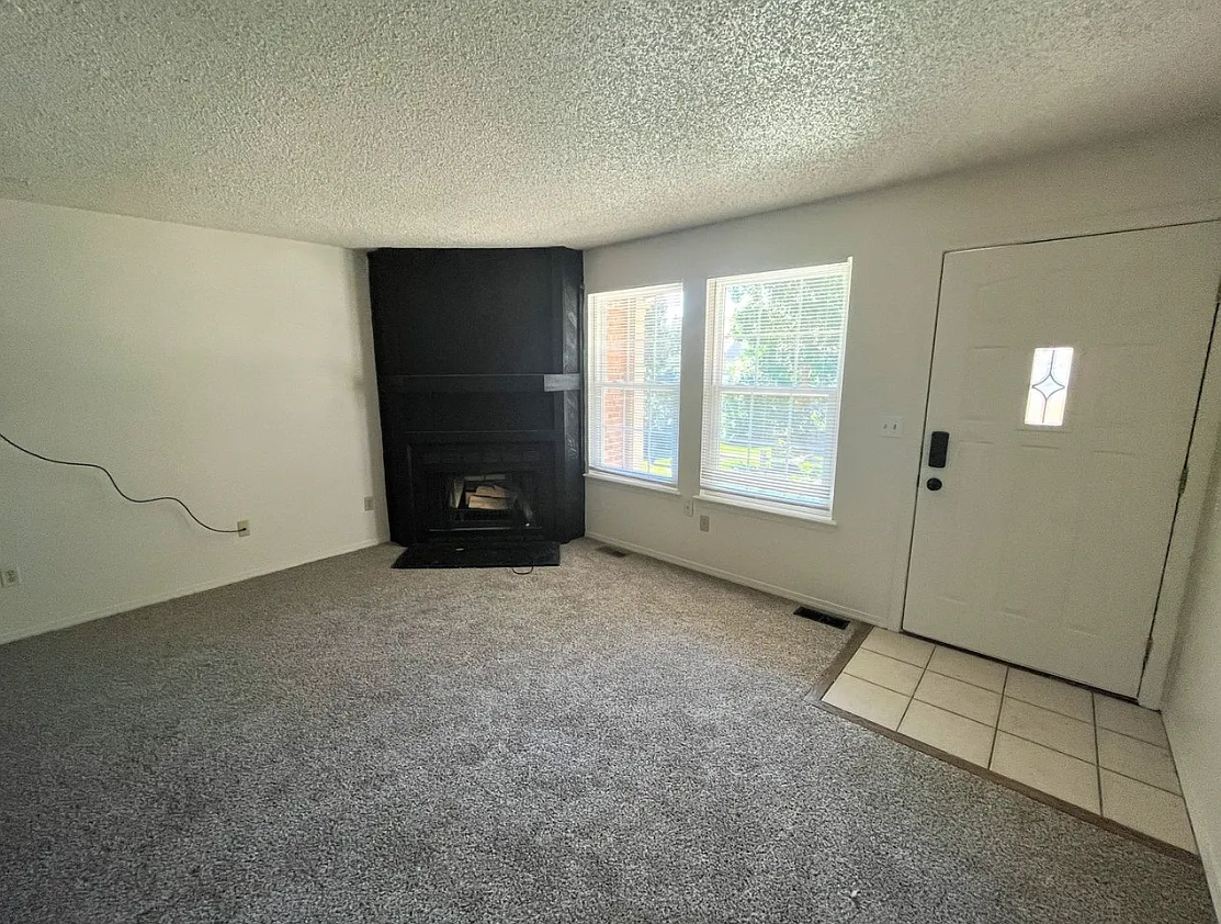 17213 E Stanford Ave - E — Photo 3