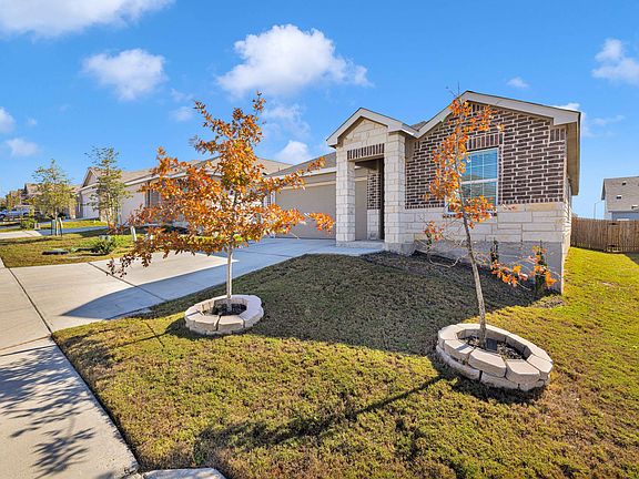3rd image of 12928 Thyme Way