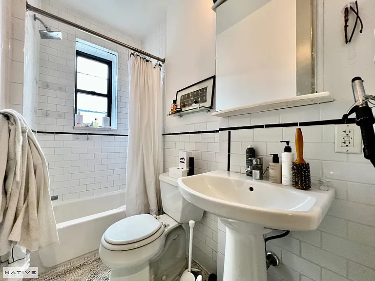 93 India St #1B — Photo 6
