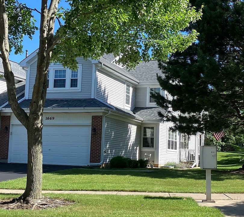 1st image of 1669 Saint Ann Dr