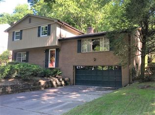 128 Thornberry Dr, Pittsburgh, PA