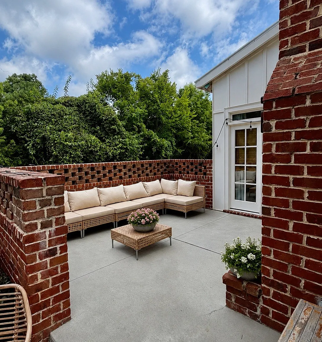 4 bed, 3.5 bath, 3100 sqft, $5,000 — Photo 2