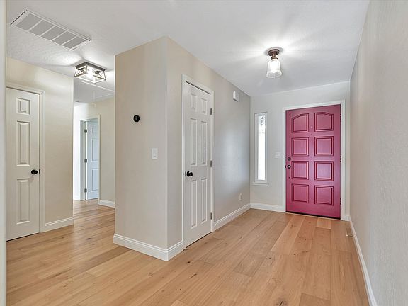 f8_925WestLinden_005_02022023