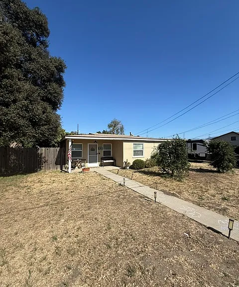 3266 West St — Photo 1