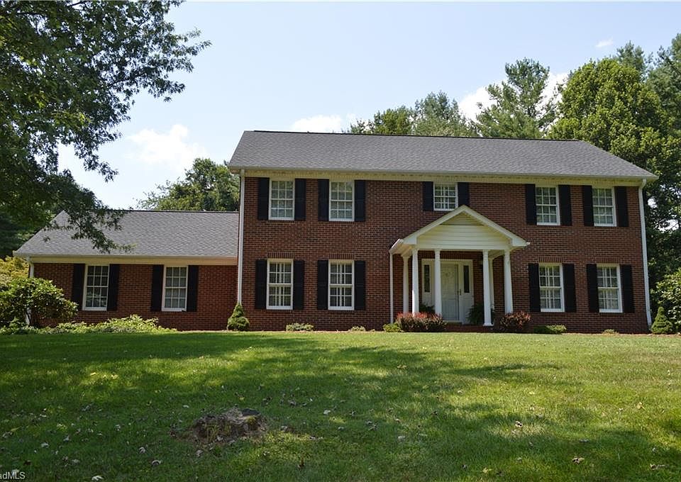 2nd image of 110 Saddle Creek Way