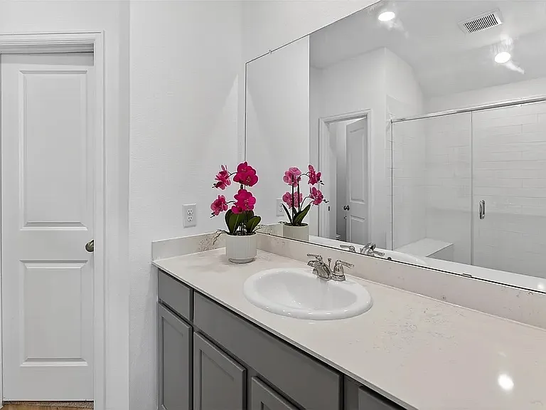 2920 Eden Lake Ln — Photo 25