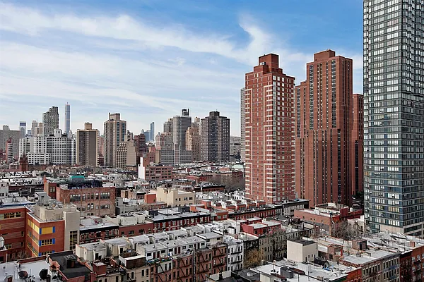 Sold by Corcoran | media 10