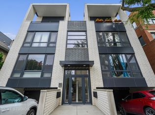 1114 W Chestnut St #2E, Chicago, IL 60642