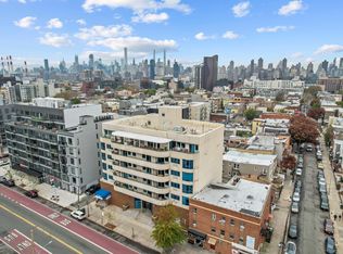 30-80 21st St #6C, Astoria, NY 11102
