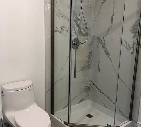2nd image of 1903 23rd St APT 4