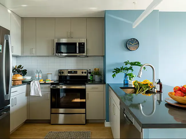 1 bed, 625 sqft, $3,970 — Photo 3