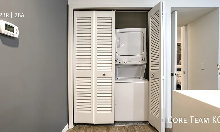 662 E 63rd St #103 — Photo 9