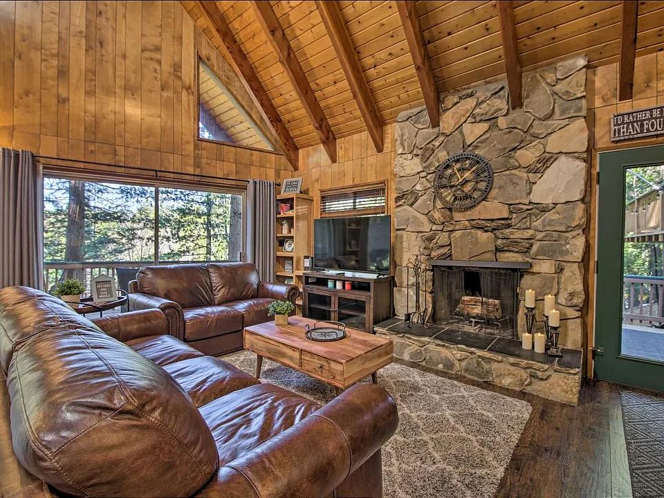 1st image of 263 Arrow Wood Dr