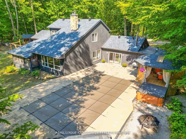 527 Big Bay Point Rd, Innisfil, ON L9S 2N4