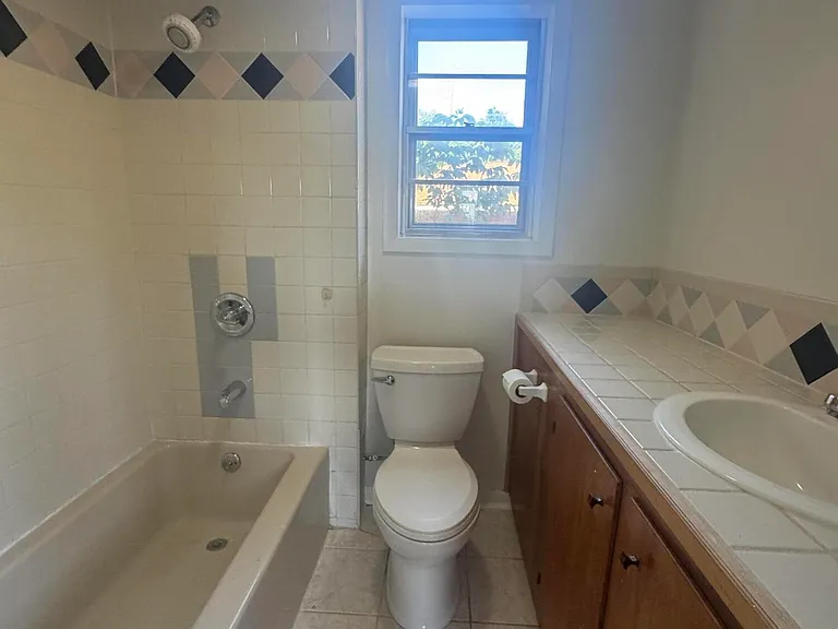171 Gilmer St #A — Photo 7