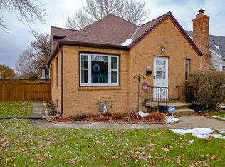 2477 S 78th St, West Allis, WI 53219