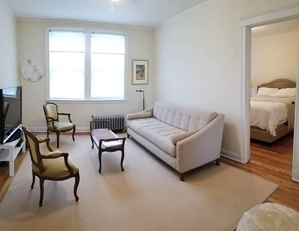 1st image of 187 Kent St