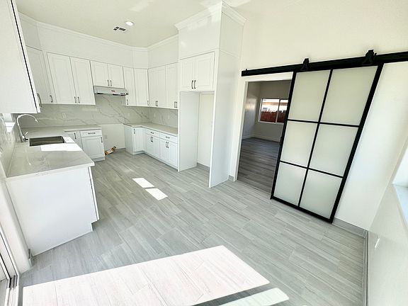 5th image of 8242 Yarrow St Unit 2
