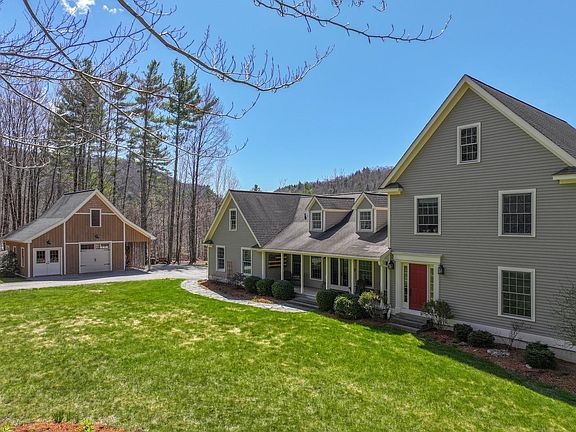 3rd image of 880 Stonefence Road