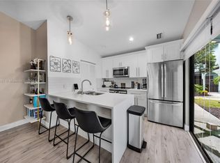 22312 Pineapple Walk Dr, Boca Raton, FL 33433