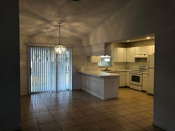 2nd image of 7501 43rd Ct