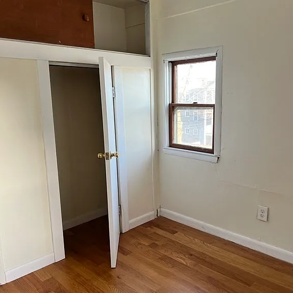 42 Barry St #2 — Photo 11