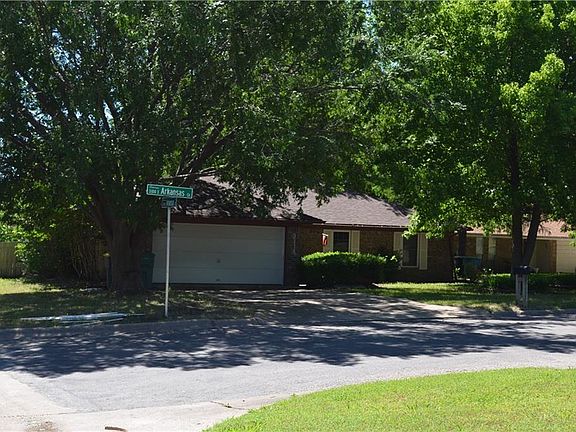 2nd image of 3114 Arkansas Cir