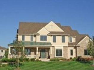 257 Earhart Cir, Lawrence, KS 66049