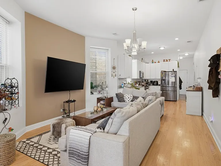 1524 N Fairfield Ave #2 — Photo 4