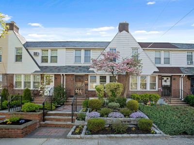 65-41 77th Place, Middle Village, NY, 11379