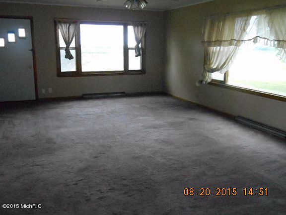 4th image of 6564 124th Ave