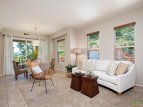 3rd image of 2910 Escala Cir